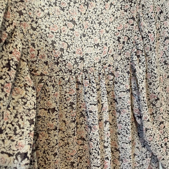 Everly Floral Tunic - Picture 6 of 12